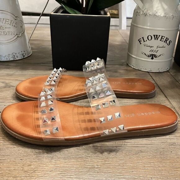 Steve Madden Girl Fetch Clear Studded Slip on sandals size 8.5 - Picture 2 of 9